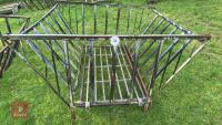CRADLE BALE FEEDER - 2