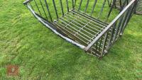 CRADLE BALE FEEDER - 8