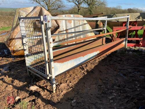 8' SHEEP WALK-THROUGH FEEDER (110)