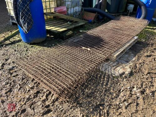 8 SHEETS OF WELD MESH (46)