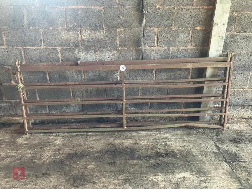 3 X 8' HURDLES (26)