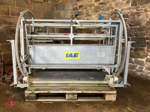 IAE SHEEP TURN-OVER CRATE (23)