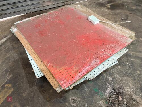 PALLET OF WOODEN PEG BOARDING
