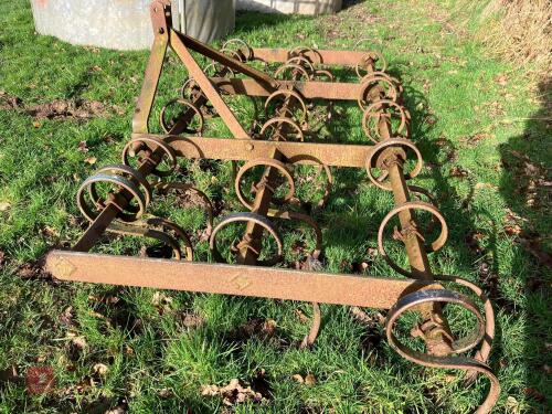 SPRING TINE CULTIVATOR