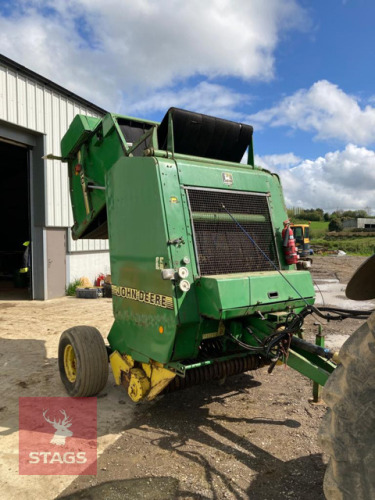 1998 JOHN DEERE 580 ROUND BALER