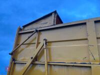 2001 WARWICK 8T SILAGE TRAILER - 9