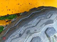 2001 WARWICK 8T SILAGE TRAILER - 47