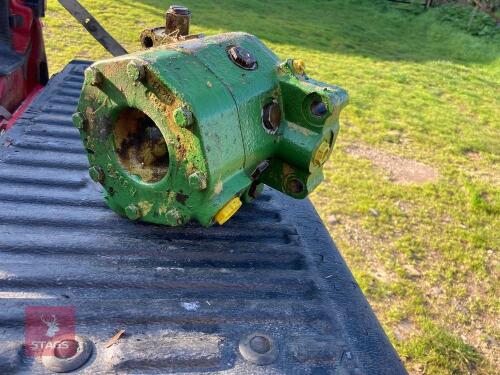 JOHN DEERE 2140 HYDRAULIC PUMP