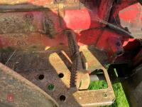 1965 DAVID BROWN 990 2WD TRACTOR - 42