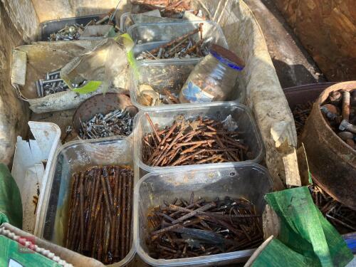 SELECTION OF NUTS AND BOLTS