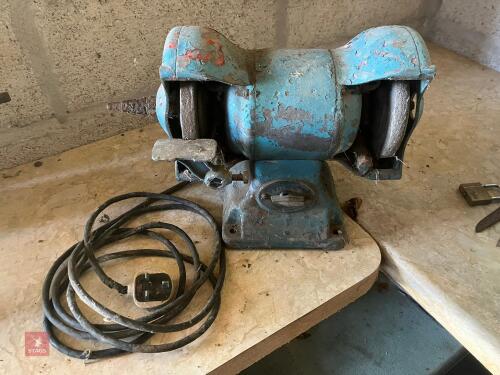 WOLF BENCH GRINDER