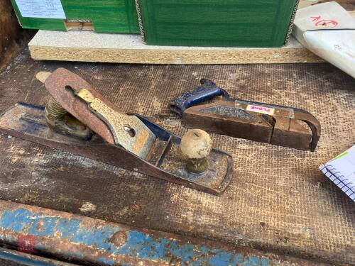 2 RECORD WOOD PLANES