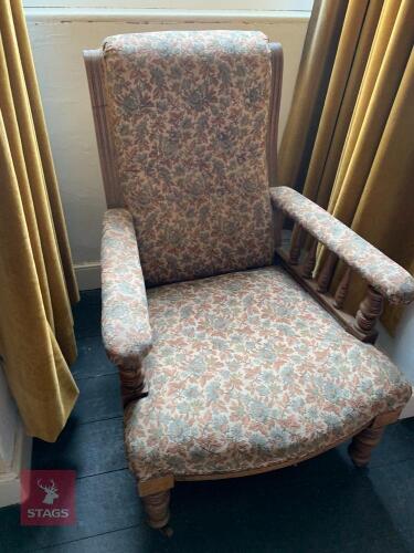 VICTORIAN TAPESTRY BEDROOM CHAIR