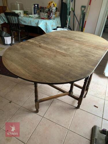 OAK GATE LEG TABLE
