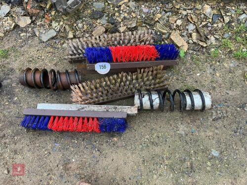 4 SPARE COW BRUSHES (156)