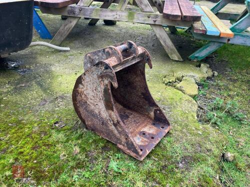 WHITES 12'' DIGGER BUCKET
