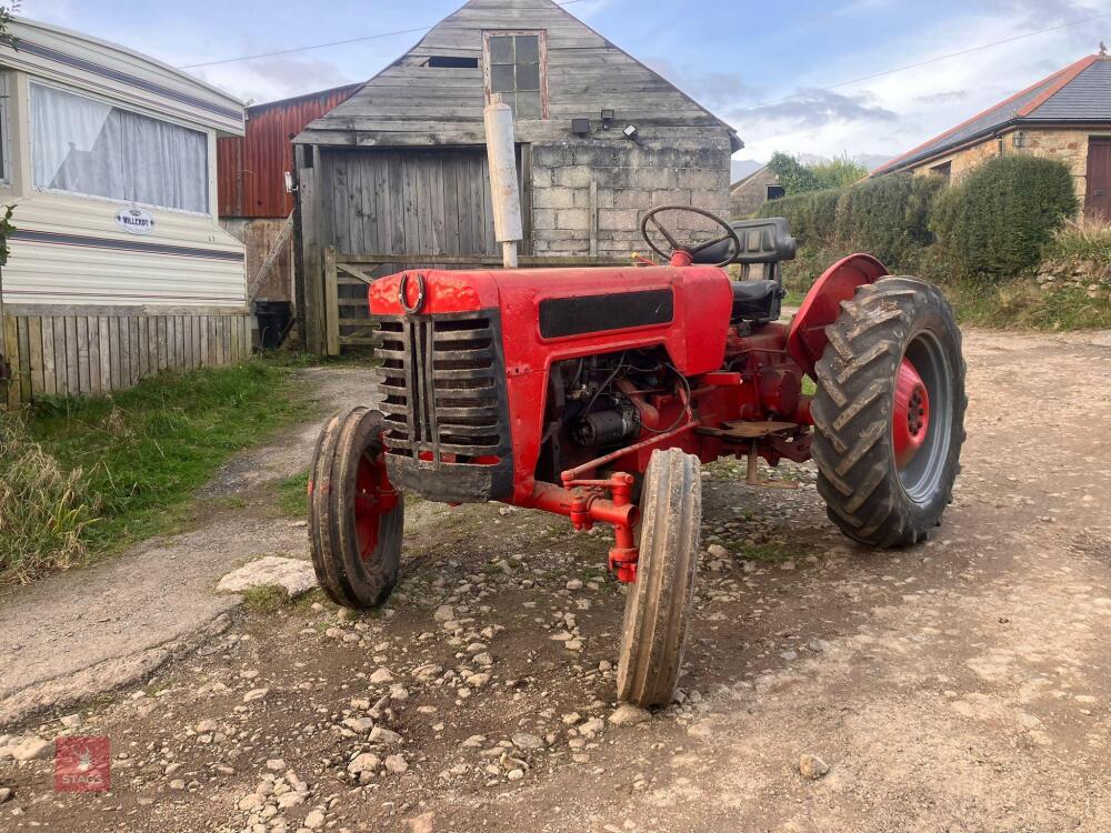 1960 INTERNATIONAL B275 4WD TRACTOR