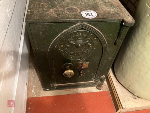 MILNERS SAFE