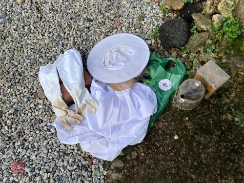 BEE KEEPERS EQUIPMENT