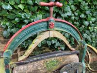 CAST IRON MANGLE - 4