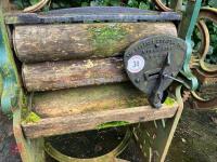 CAST IRON MANGLE - 5