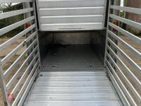 2011 IFOR WILLIAMS LIVESTOCK TRAILER - 22