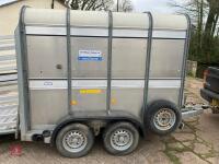 2011 IFOR WILLIAMS LIVESTOCK TRAILER - 25