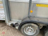 2011 IFOR WILLIAMS LIVESTOCK TRAILER - 27
