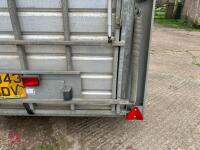 2011 IFOR WILLIAMS LIVESTOCK TRAILER - 36