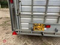2011 IFOR WILLIAMS LIVESTOCK TRAILER - 37