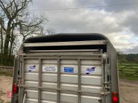 2011 IFOR WILLIAMS LIVESTOCK TRAILER - 40