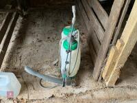 HOZELOCK KNAPSACK SPRAYER - 8