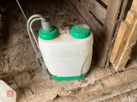 HOZELOCK KNAPSACK SPRAYER - 10