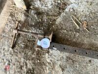 SASH CLAMP - 4