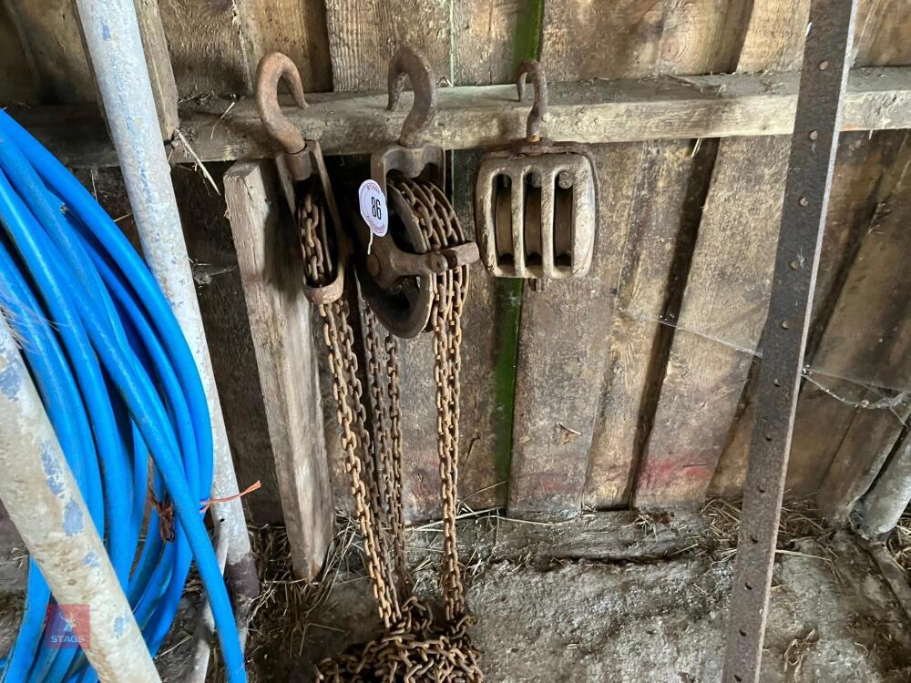 2 X PULLEY BLOCKS