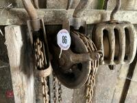 2 X PULLEY BLOCKS - 6