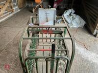 LAMB WEIGHING CRATE - 11