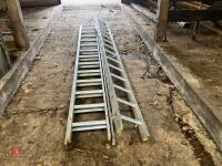 TRIPLE ALUMINIUM EXTENSION LADDER - 8