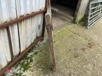 4' WOODEN GATE - 8