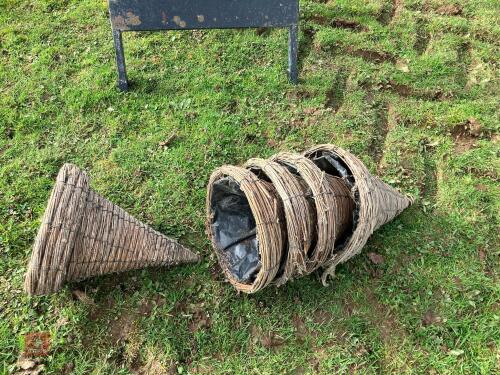 5 HANGING PLANTER CONES