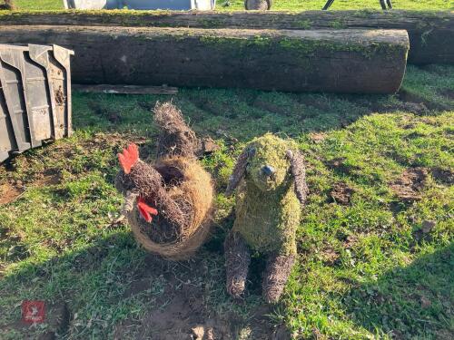 CHICKEN & DOG GARDEN PLANTERS