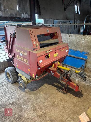2000 NEW HOLLAND 648 ROUND BALER
