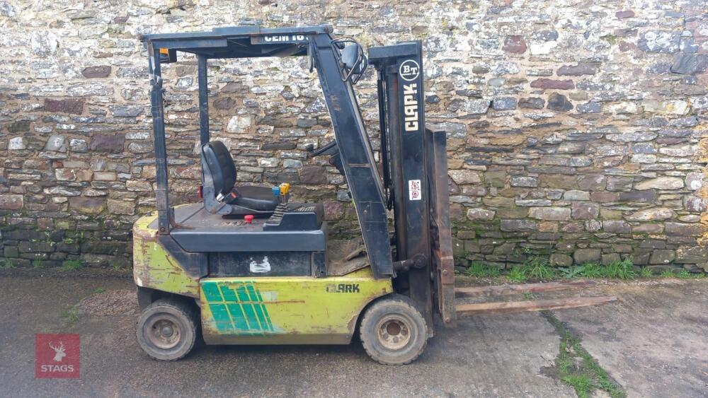 1997 CLARK CEM S 16 ELECTRONIC FORKLIFT