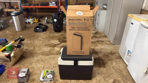 DEHUMIDIFIER & COOLER