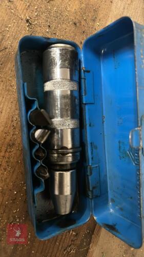 SOCKET WRENCH