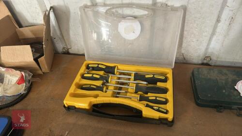 HOMEBASE SCREWDRIVER SET