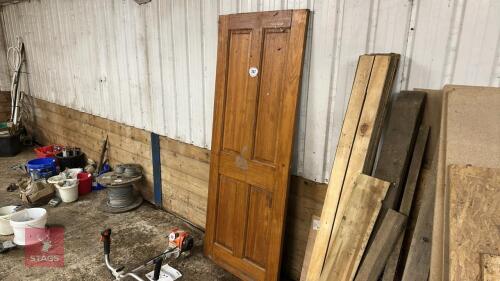 INTERNAL DOMESTIC DOOR