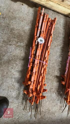 20 ORANGE ELECTRIC FENCING STAKES