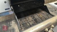 JAMIE OLIVER GAS BBQ - 7