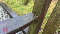 5' WOODEN GARDEN BENCH - 4